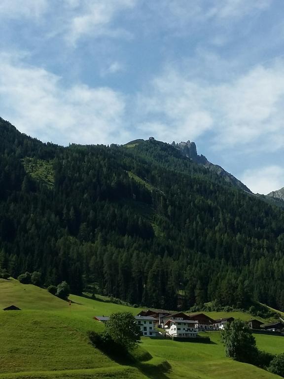 Haus Pinnistor Neustift im Stubaital Exterior photo